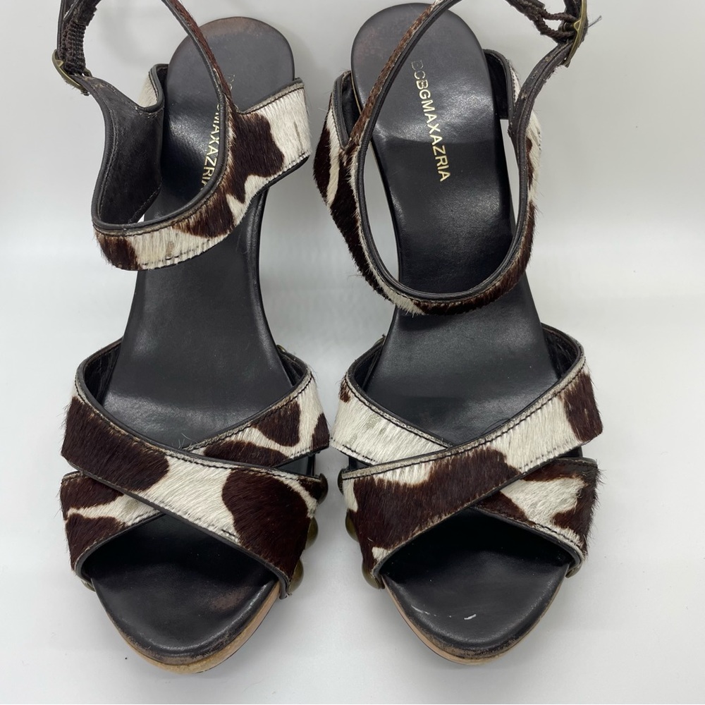 BCBGMAXAZRIA Cow straps sandals Size 7